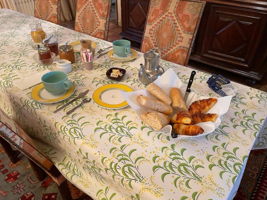 Suite Le Quervalat Dans Magnifique Bastide 18Eme Aix-en-Provence Exteriör bild