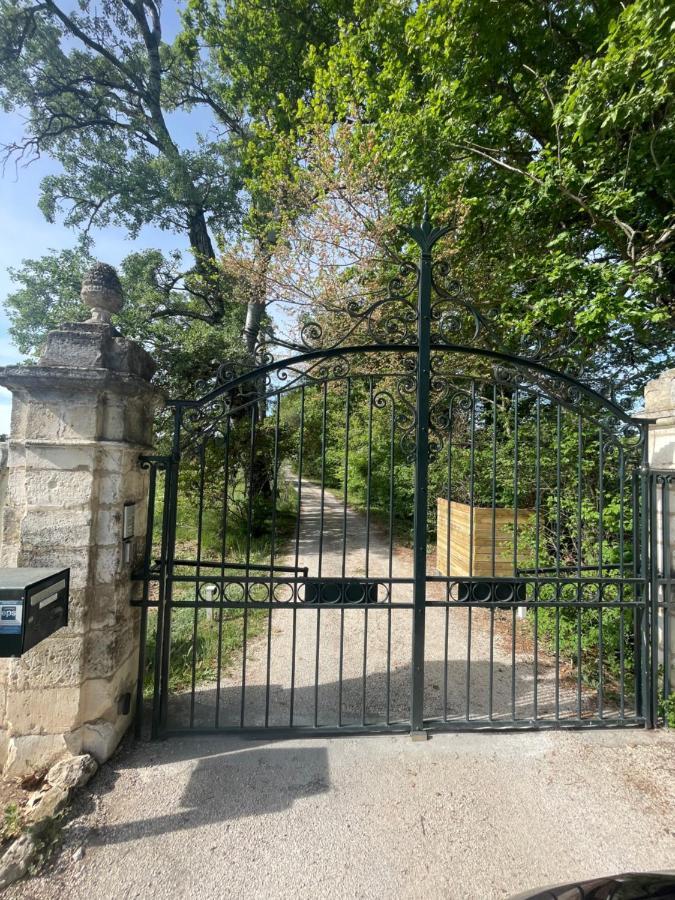 Suite Le Quervalat Dans Magnifique Bastide 18Eme Aix-en-Provence Exteriör bild